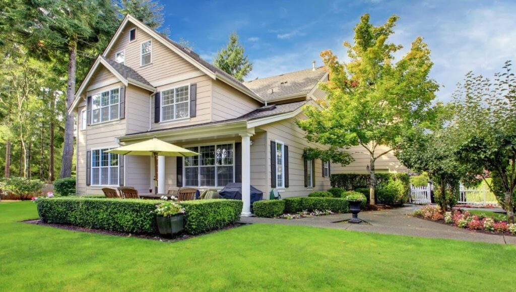 Elegant two-story home with exterior siding and landscaped yard in Macedonia, OH